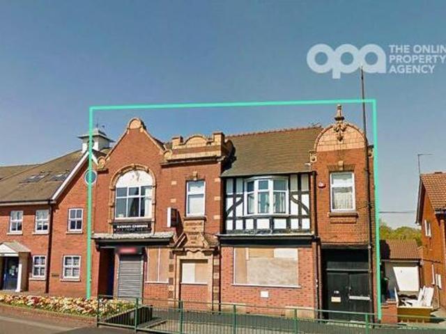 House for sale in Halesowen, West Midlands