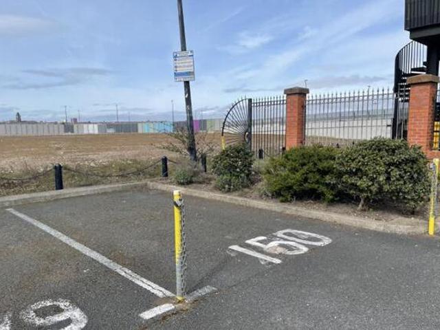 House for sale in Calderstones