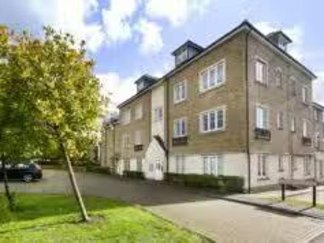 Apartment for rent in Fole, Surrey