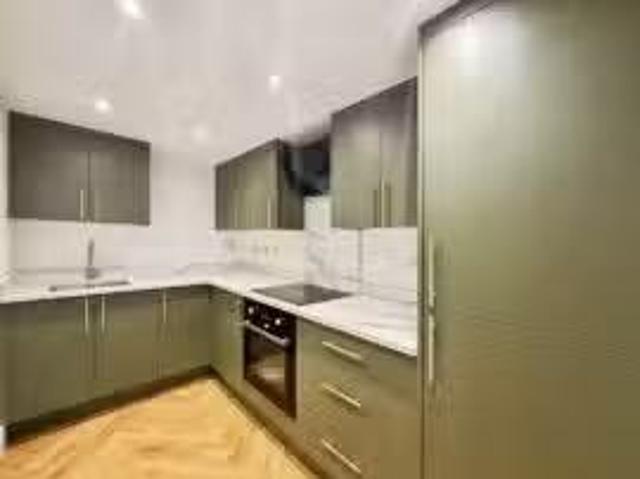 Apartment for rent in Wyke, Guildford