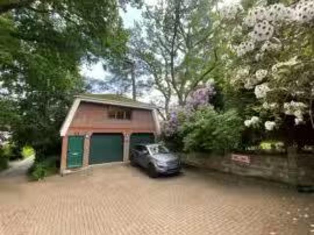 Apartment for rent in Mindenhurst, Heol-las