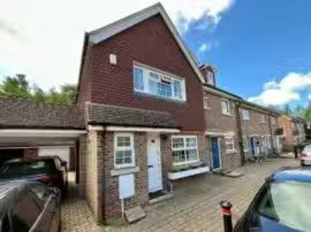 House for rent in Elvetham Heath, Hart