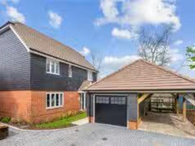 House for rent in Tongham, Guildford