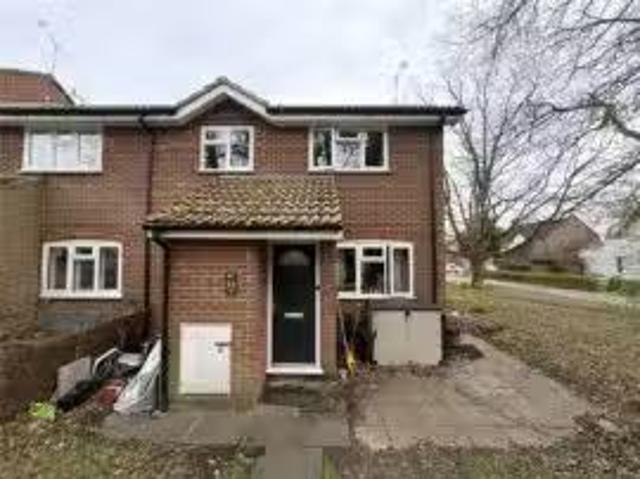 Apartment for rent in Heol-las, Surrey