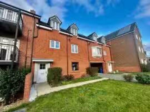 House for rent in Hart, Hampshire