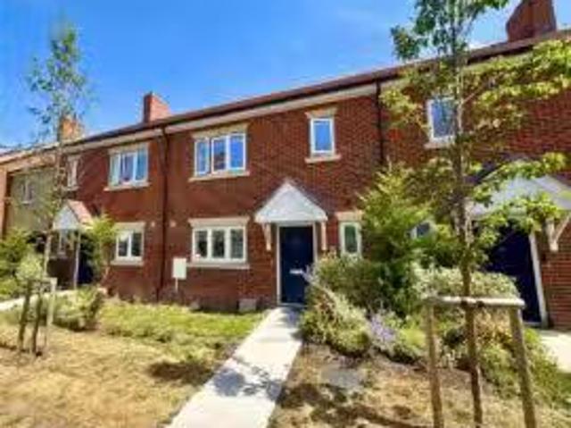 Apartment for rent in Heol-las, Surrey