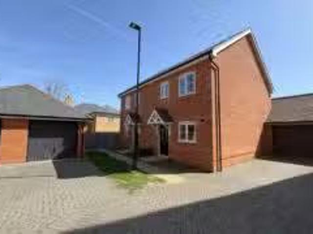 House for rent in Aldershot, Hampshire