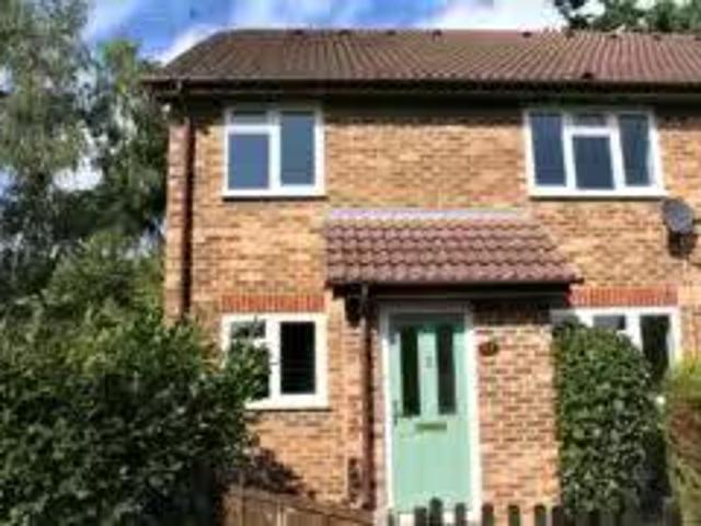 Apartment for rent in Crookham Village, Hart