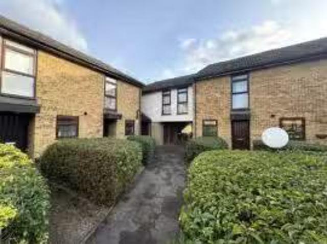 Apartment for rent in Westborough, Surrey