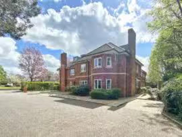 Apartment for rent in Heol-las, Surrey