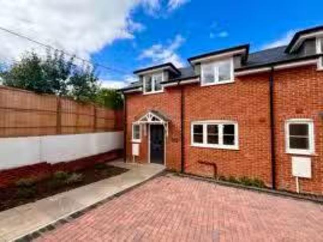 Apartment for rent in Priest Down, Hampshire
