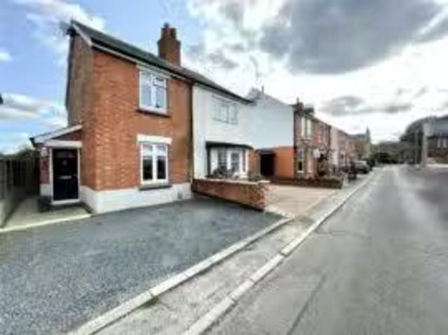 House for rent in Farnborough, Hampshire