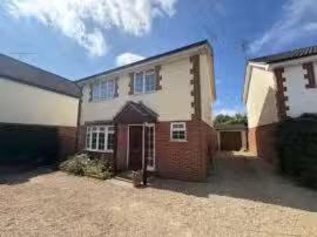 House for rent in Fole, Surrey