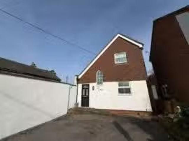 House for rent in Fole, Surrey