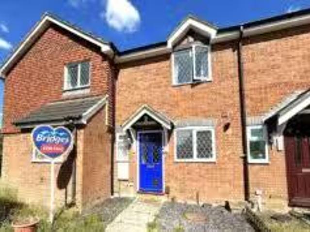 Apartment for rent in Hart, Hampshire