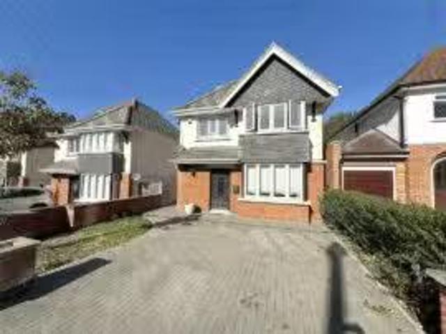 House for rent in Old Dean, Heol-las