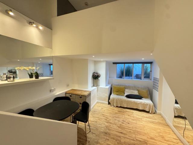 Apartment for rent in Cat Hill, Isle Of Man