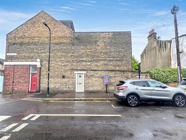 Apartment for rent in Greater London