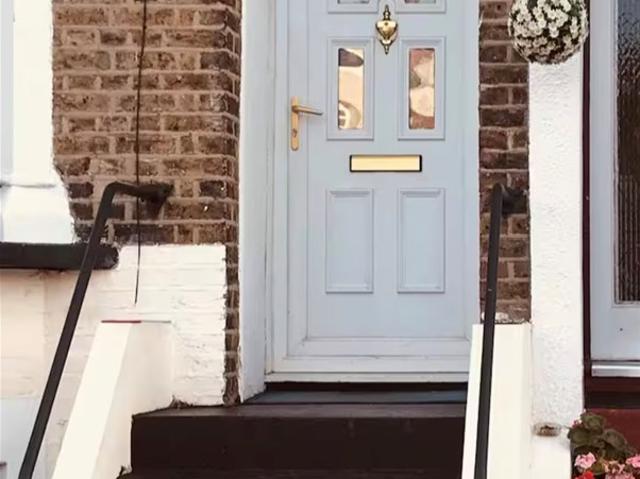 House for rent in London Borough of Lewisham, Ladywell