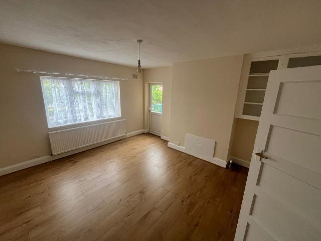 Apartment for rent in Colindale, Isle Of Man