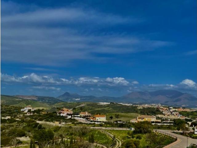 Apartamento en venta en Castillo de la Duquesa, Costa del Sol Occidental