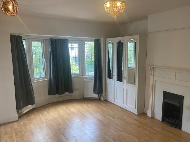 House for rent in Mill Hill, Greater London