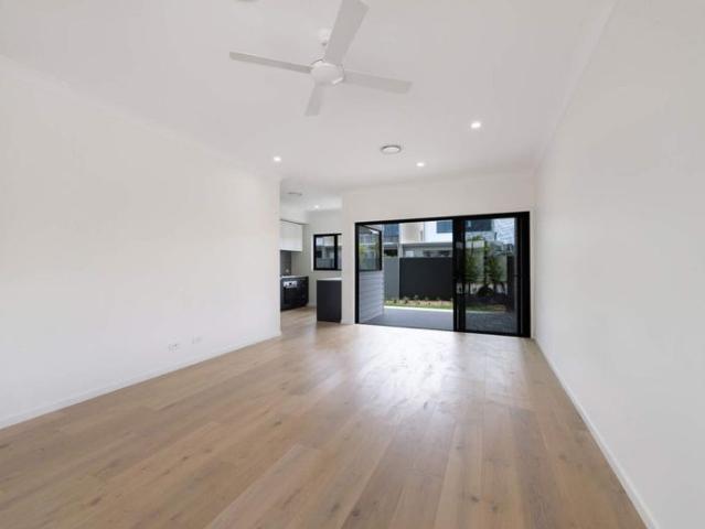 Townhouse for rent in Fernbrook, Queensland