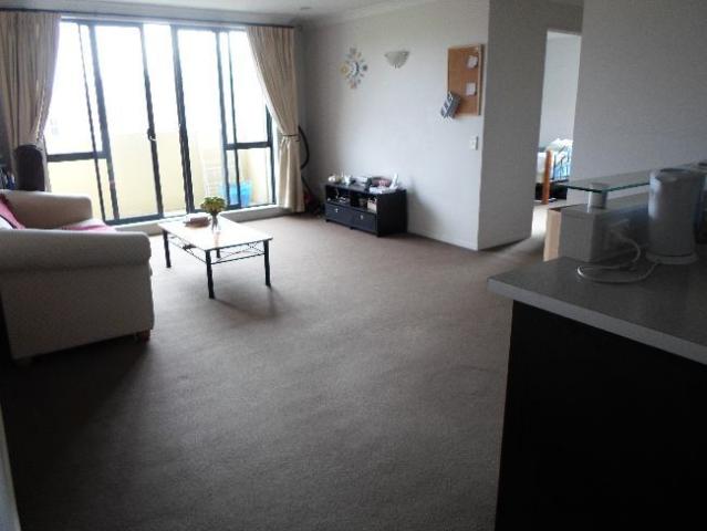 Apartment for rent in Paremoremo, Oroua County