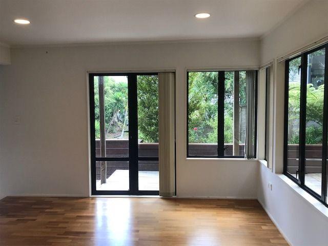 House for rent in Whangaparaoa, Oroua County