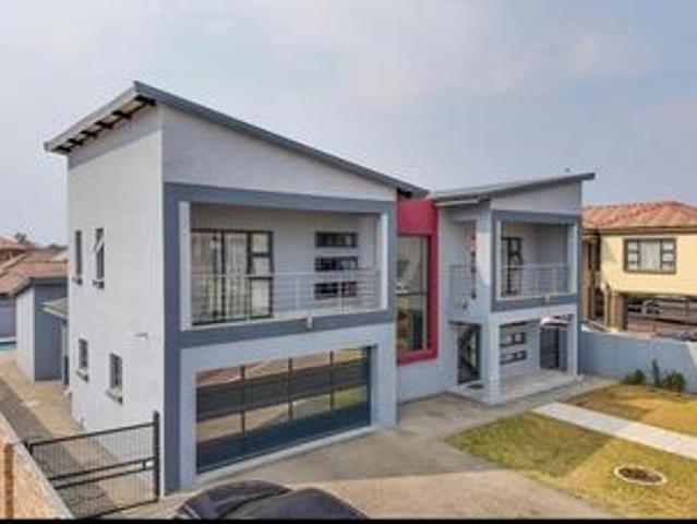 House for sale in Akasia, Gauteng