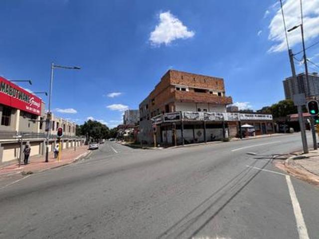 Commercial for sale in Vosloorus, Gauteng