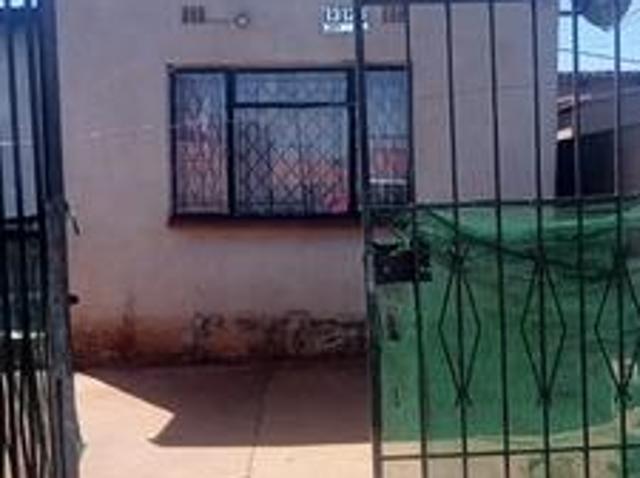 House for sale in Orange Farm, City of Johannesburg Metropolitan Municipality