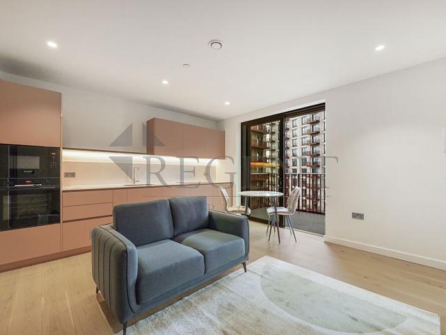 Studio for rent in Royal Borough of Greenwich, Greater London