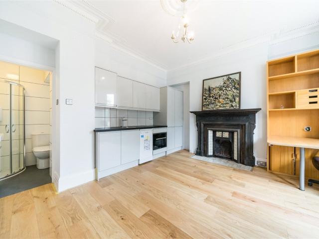 Studio for rent in Kensington, Greater London