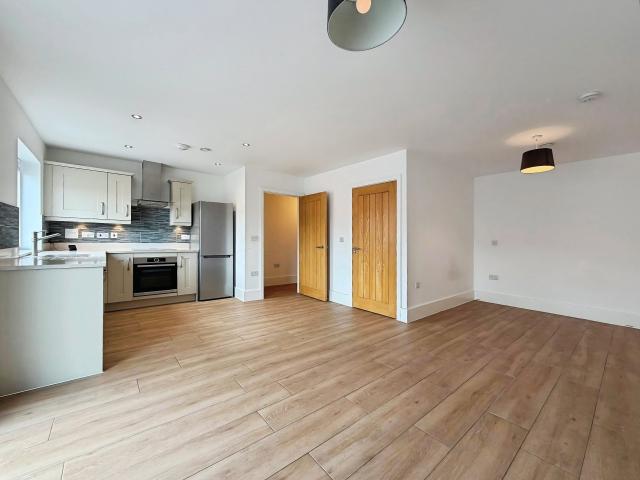 Apartment for rent in Lakenham, East Bank