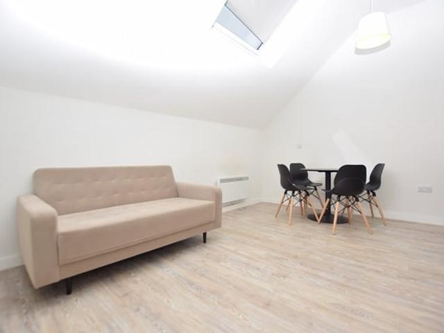 Studio for rent in Neepsend, Kelham