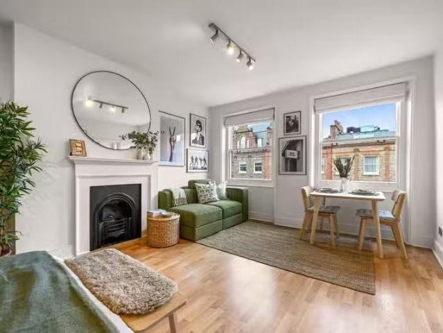 Apartment for rent in Marylebone, Greater London