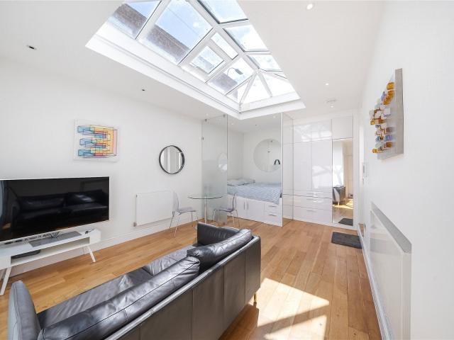 Studio for rent in West Kensington, Greater London