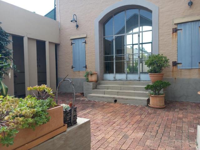 House for rent in Waterkloof, Gauteng