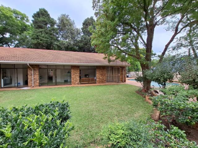 House for rent in Waterkloof, Gauteng