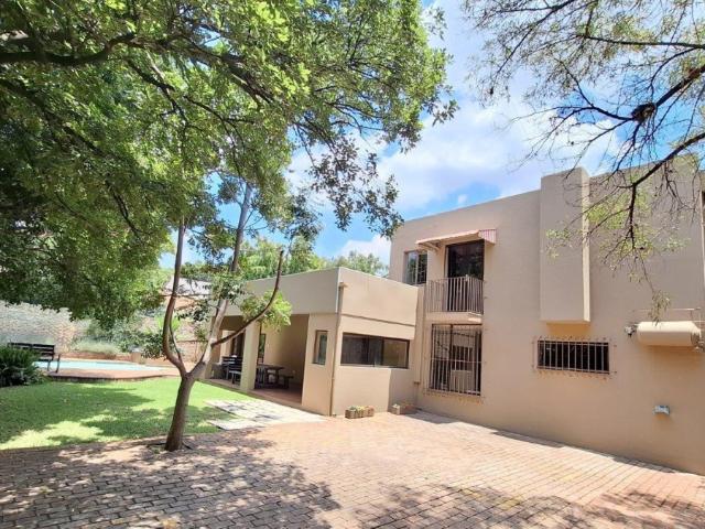 House for rent in Waterkloof, Gauteng