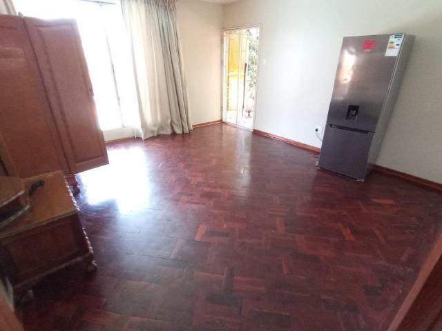 House for rent in Waterkloof, Gauteng