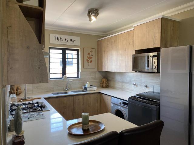 House for rent in Waterkloof, Gauteng