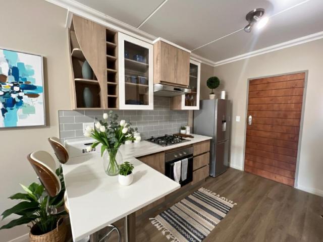 Apartment for rent in Waterkloof, Gauteng