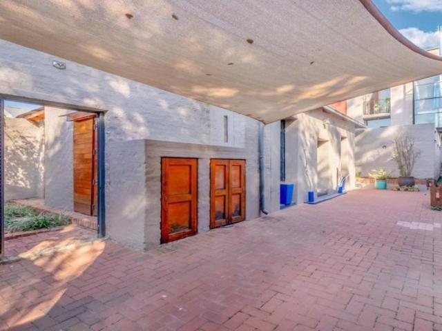 Apartment for rent in Waterkloof, Gauteng