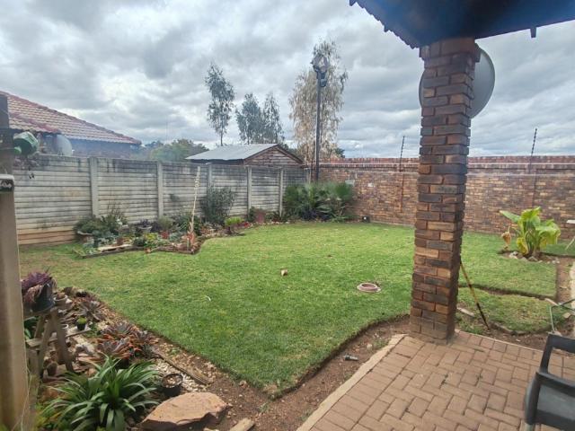 House for rent in Waterkloof, Gauteng