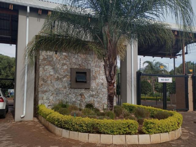House for rent in Waterkloof, Gauteng