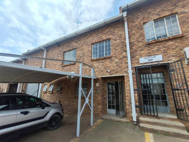 House for rent in Waterkloof, Gauteng