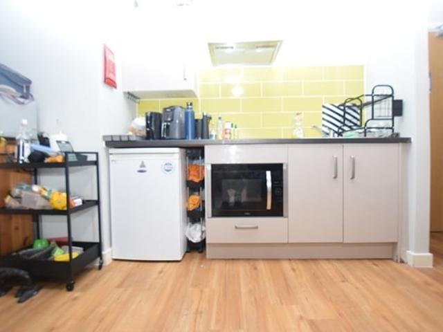 Studio for rent in City Centre, Isle Of Man