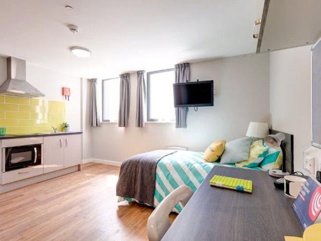 Studio for rent in City Centre, South Yorkshire